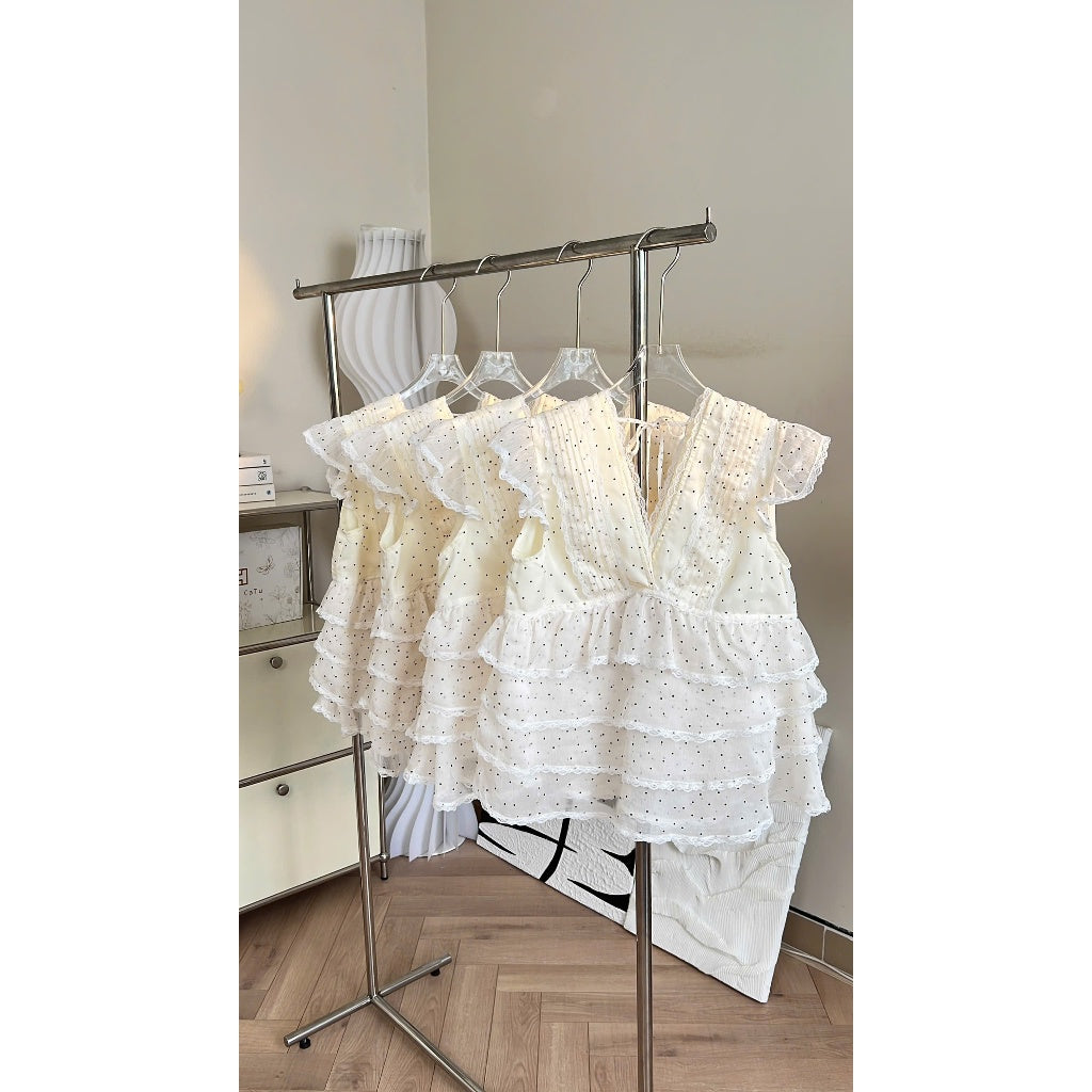 TUBYCATU | Áo kiểu Helen Top chấm bi đen
