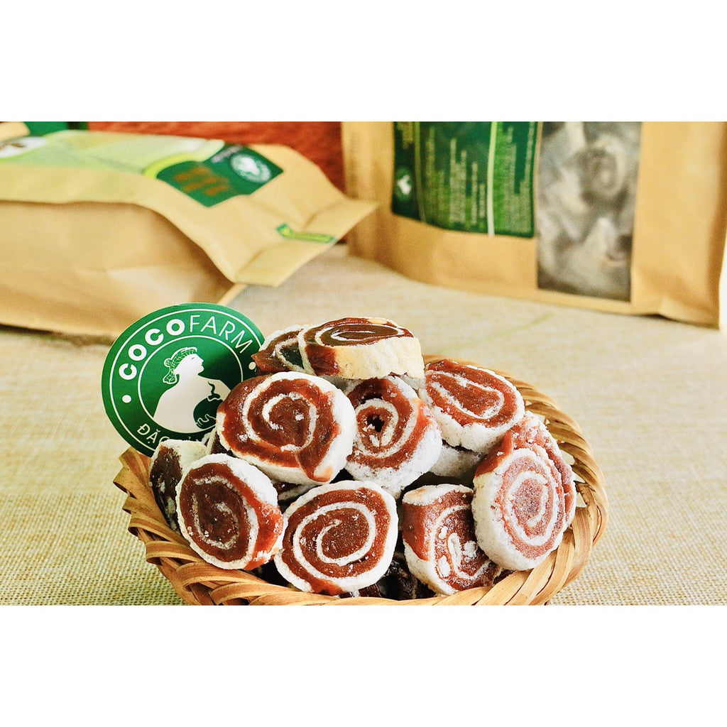 Kẹo chuối cuộn bánh tráng Cocofarm |  Việt Nam