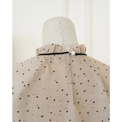 JOIE DES ROSES - Áo dáng xòe babydoll chấm bi phối nơ nhung Rosa Top